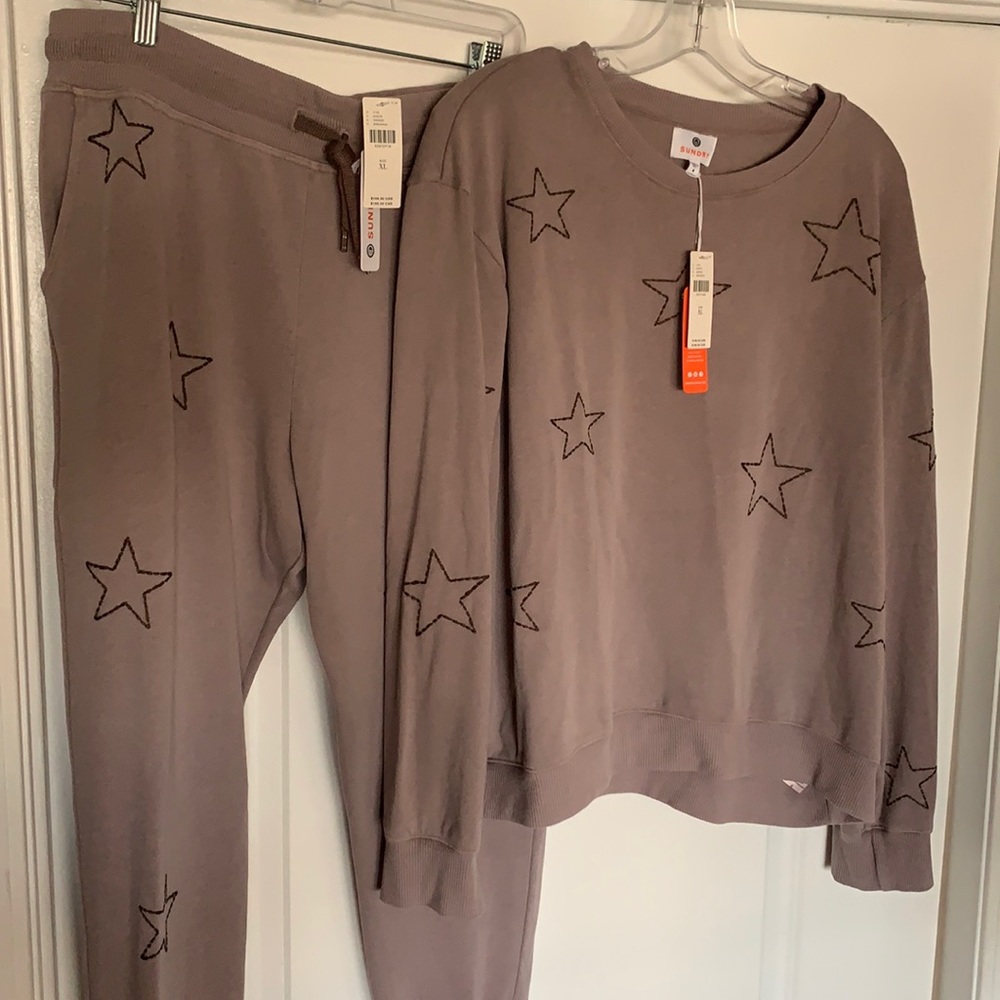 Sold-Sundry Embroidered Stars jogger set ⭐️ - Picture 1 of 9
